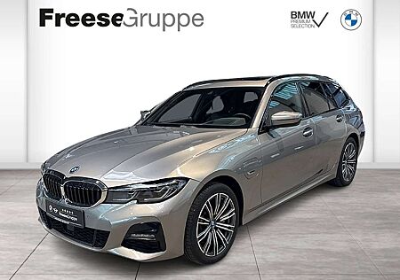 BMW 330 e xDrive Tou M Sport Head-Up HiFi DAB WLAN