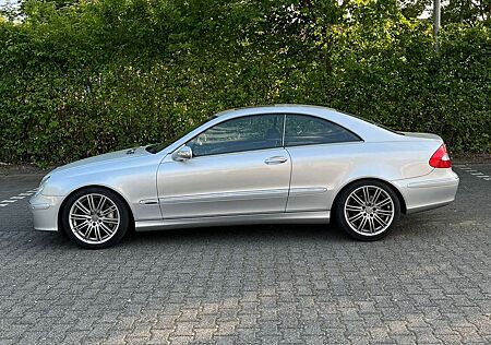 Mercedes-Benz CLK 200 CLK Cabrio 200 Kompressor Automatik Avantgarde