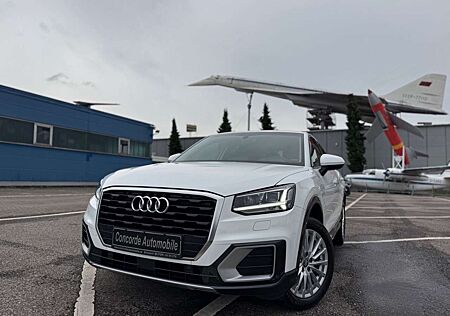 Audi Q2 30 TFSI design LED NAVI PDC KLIMAAUTO SHZ