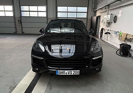 Porsche Cayenne S Diesel Tiptronic S Approved Garantie