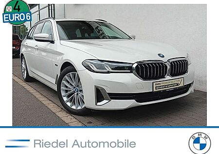 BMW 530 e xDrive Touring Luxury Line*AHK*ACC*Head-Up*