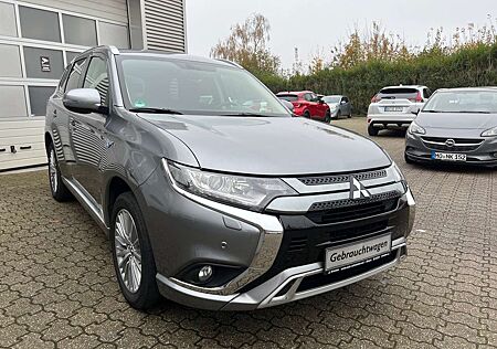 Mitsubishi Outlander PHEV Basis Spirit 4WD