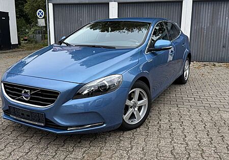 Volvo V40 T3 Momentum