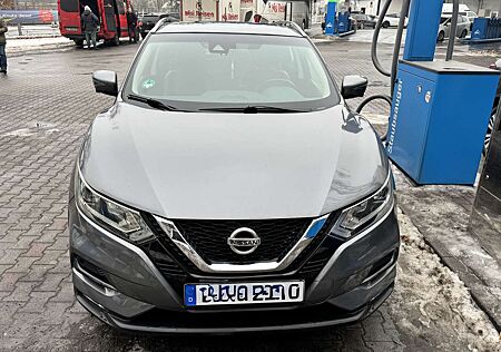 Nissan Qashqai 2l DIG-T DCT ACENTA
