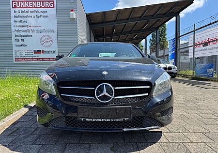 Mercedes-Benz A 180 BlueEfficiency AUT/LEDER/NAVI/PDC/SHZ/TEMP