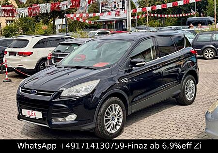 Ford Kuga Titanium 4x4-KLIMA-SHZG-AHK-BIXENON-SER NEU