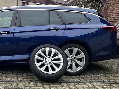 Opel Insignia Insignia Sports Tourer 2.0 Diesel Aut. Business Elegance