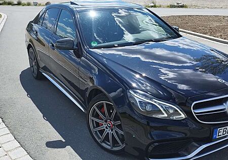 Mercedes-Benz E 63 AMG E+63+AMG+S+4Matic+AMG+Speedshift+MCT