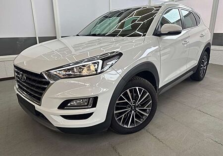 Hyundai Tucson PREMIUM DCT NAVI KRELL SHZ PDC v+h RFK TEMPOMAT...