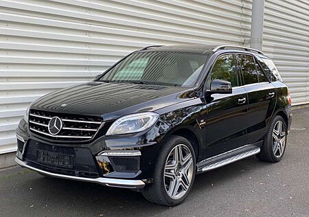 Mercedes-Benz ML 63 AMG Harman Panorama AHK Kamera 21