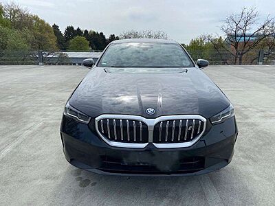 BMW i5 i5 eDrive40 AHK