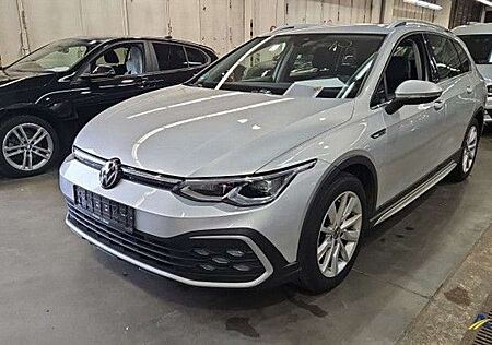 VW Golf Volkswagen VIII Var. Alltrack 4M Navi Matrix ACC StdHz