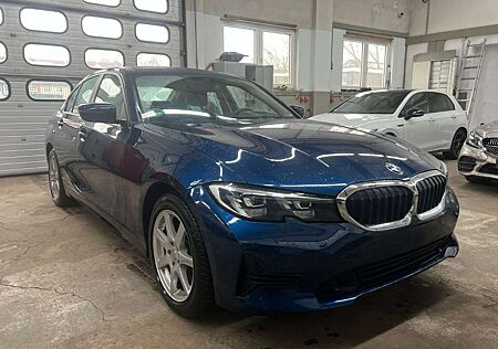 BMW 320 d xDrive Advantage LED HARMAN