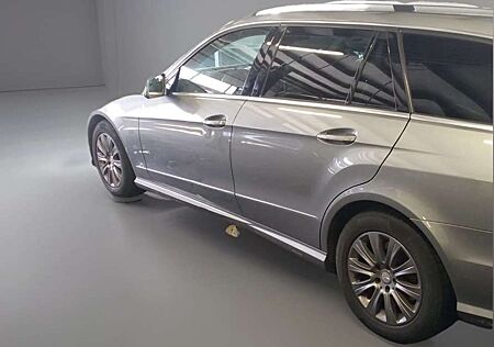 Mercedes-Benz 220 Mercedes Benz 2 ter Hand /2013 / Wenig Kilometer