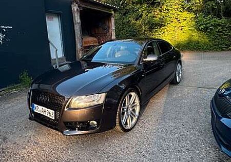 Audi A5 2.7 TDI. S-line Paket
