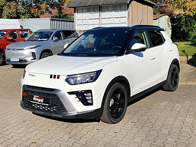 KGM Tivoli Black Automatik 1.5 120kw/163PS