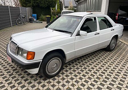 Mercedes-Benz 190 E 1.8, aus 92 , 5-Gang SHD, HU Neu