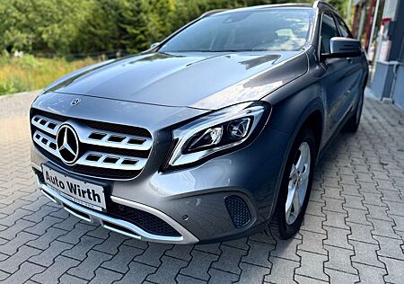 Mercedes-Benz GLA 200 7G-DCT Urban*Navi*Kamera*PDC*18Zoll*LED