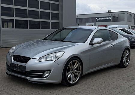 Hyundai Genesis 2.0T Keyless Go Kamera Soundsystem