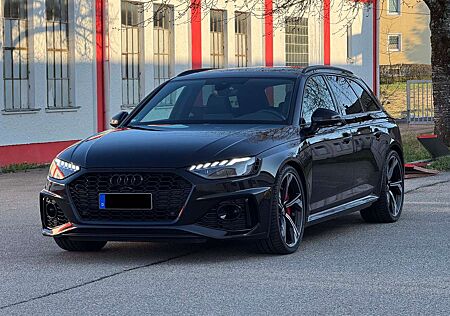 Audi RS4 VMAX280 | DRC | B&O | LED | Pano | unfallfrei