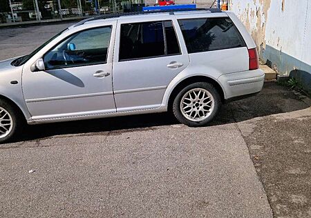 VW Golf Volkswagen 2.3 V5 Highline