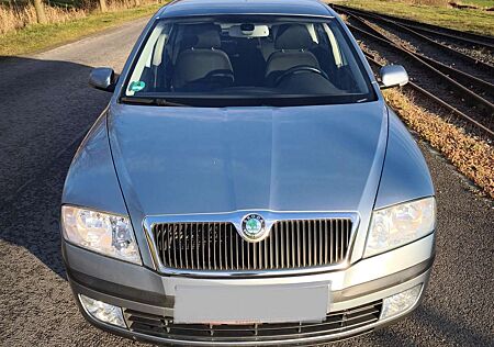 Skoda Octavia 1.6 FSI Elegance