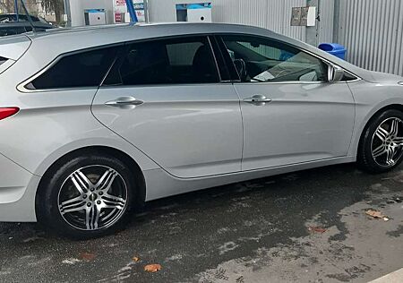 Hyundai i40 i40cw 1.7 CRDi Automatik Premium
