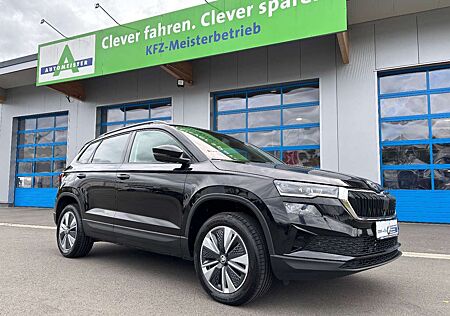 Skoda Karoq Selection 1.5TSi DSG PANO LED NAV AHK ACC
