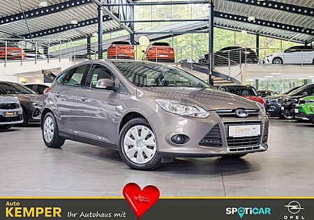 Ford Focus Lim. 1.6 Trend *PDC*Navi*
