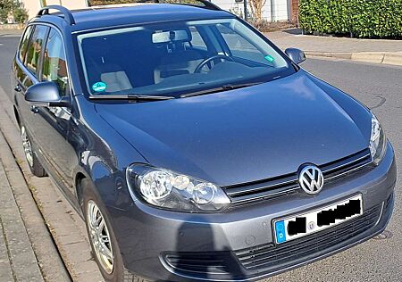 VW Golf Variant Volkswagen Golf VI Variant Diesel 1.6 TDI DPF BlueMotion Tech