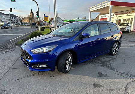 Ford Focus Turnier ST *SYNC*Klima*PDC*Recaro*