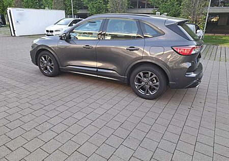 Ford Kuga ST-Line Rückfahrkamera ACC Lenkradheiz. Head Up