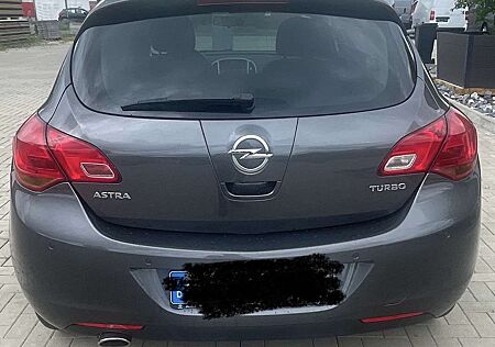 Opel Astra AHK Temp 140PS 1.4 Turbo Limo 150Jahre