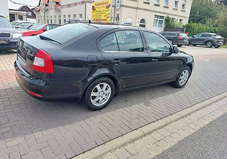 Skoda Octavia 1.8 TSI TÜV/NEU 12 Monate Garantie Auf Wunsch