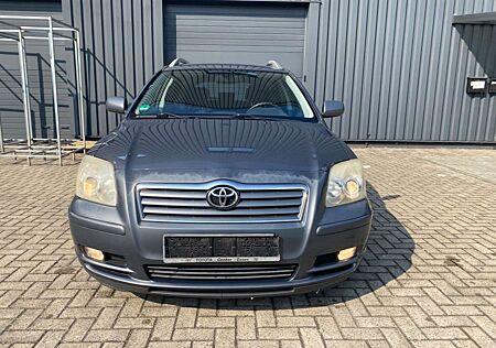 Toyota Avensis Kombi 1.8 Executive/Klimaaut./SHZ/Alu