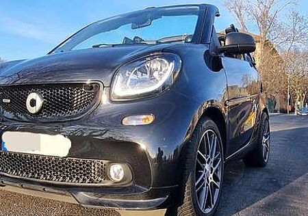 Smart ForTwo Cabrio mit *BRABUS* Optik