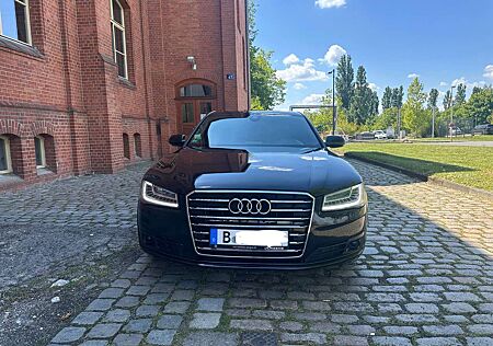 Audi A8 3.0 TDI DPF clean diesel quattro tiptronic