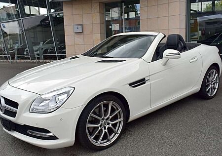 Mercedes-Benz SLK 250 Roadster*Panorama*PDC*SHZ*Navi*