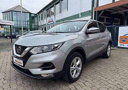 Nissan Qashqai * 1.5 dci * Automatik * Navi * AHK *