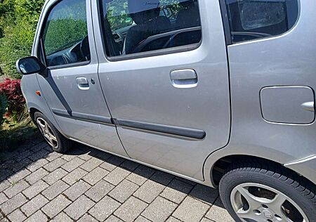 Opel Agila 1.2 16 V Njoy