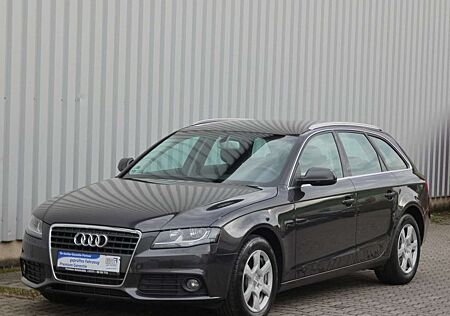 Audi A4 Avant Attraction-1.Hand-Klimaautomatik-Navi