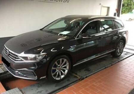 VW Passat Variant Volkswagen GTE Hybrid DSG *Navi+BT+DigitalC+Stdhzg+LED+RFK+SW