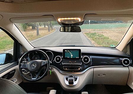 Mercedes-Benz V 250 (BlueTEC) d lang 4Matic 7G-TRONIC