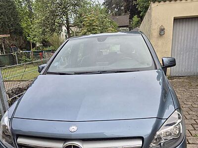 Mercedes-Benz B 180 (BlueEFFICIENCY) 7G-DCT