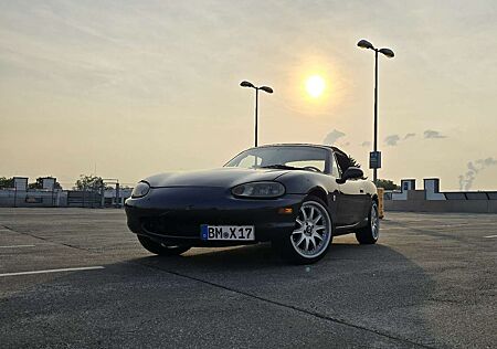 Mazda MX-5 1.6i 16V