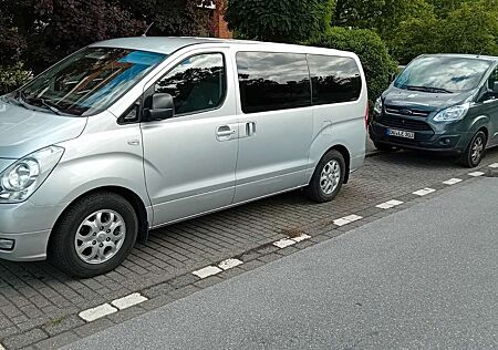 Hyundai H-1 Travel 2,5 CRDi 8-Sitzer,Doppelklima....