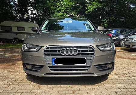 Audi A4 Avant 2.0 TDI DPF multitronic Ambition