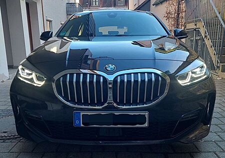 BMW 120i 120 Aut. M Sport