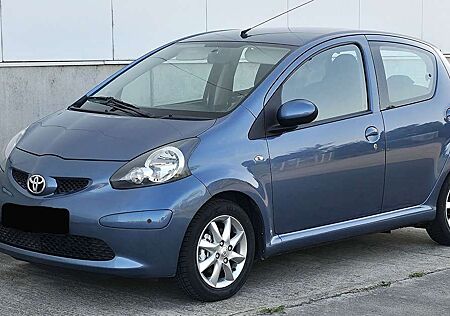 Toyota Aygo Team Automatik Klima Alu PDC 5.Türen