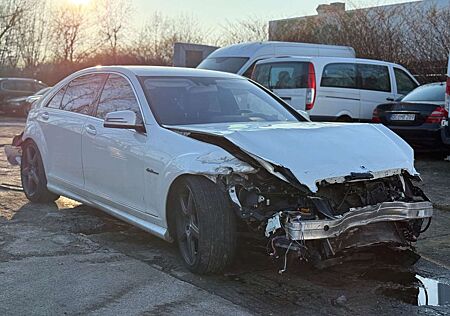 Mercedes-Benz S 63 AMG L*Schiebedach*Nachtsicht*Massage*Voll*
